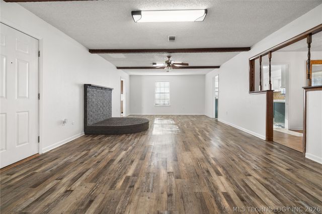 111 Meadowlark Lane, Durant, OK 74701