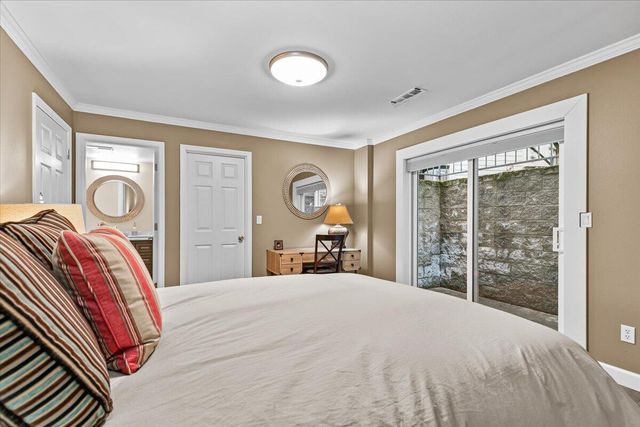 372 Glenn Street, Ashland, OR 97520