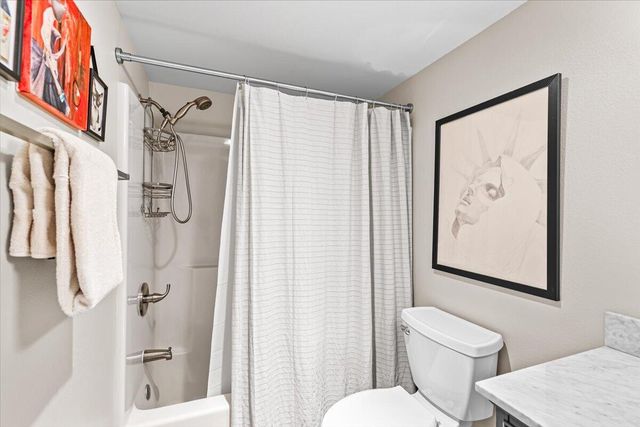 372 Glenn Street, Ashland, OR 97520