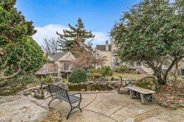 372 Glenn Street, Ashland, OR 97520