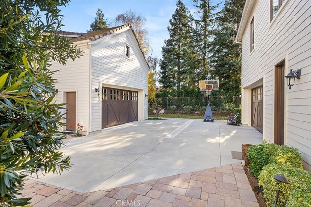 1005 Cheshire Hills Court, Westlake Village, CA 91361