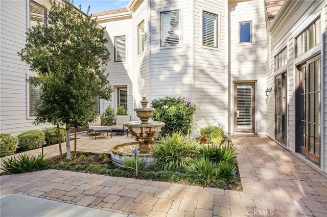1005 Cheshire Hills Court, Westlake Village, CA 91361