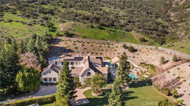 1005 Cheshire Hills Court, Westlake Village, CA 91361