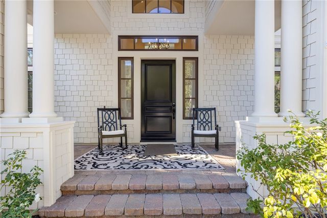 1005 Cheshire Hills Court, Westlake Village, CA 91361