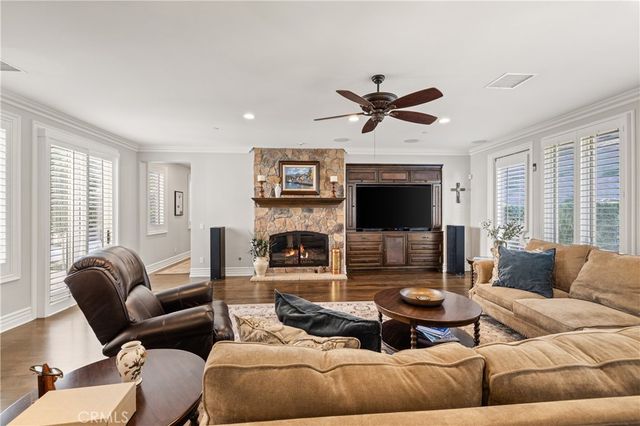 1005 Cheshire Hills Court, Westlake Village, CA 91361