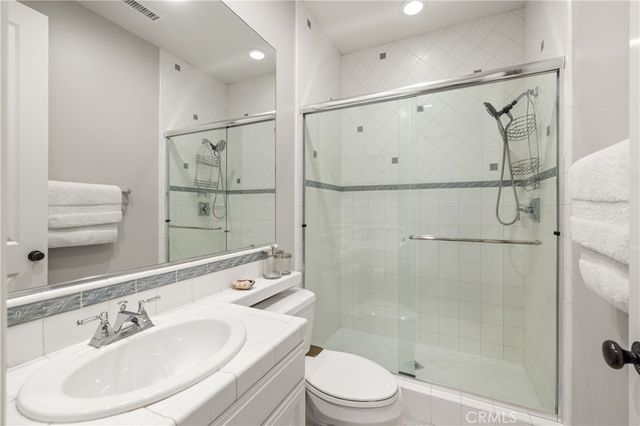 1005 Cheshire Hills Court, Westlake Village, CA 91361