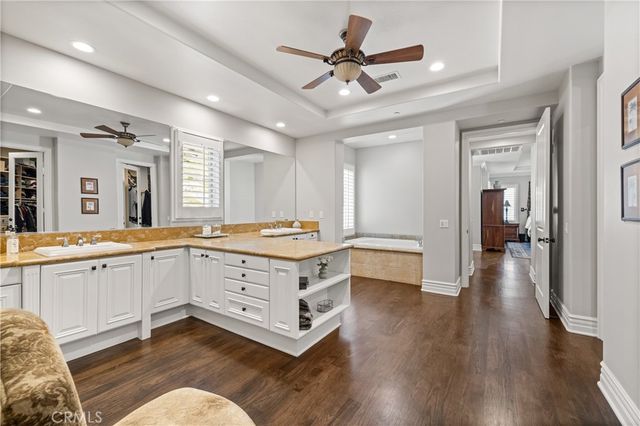 1005 Cheshire Hills Court, Westlake Village, CA 91361