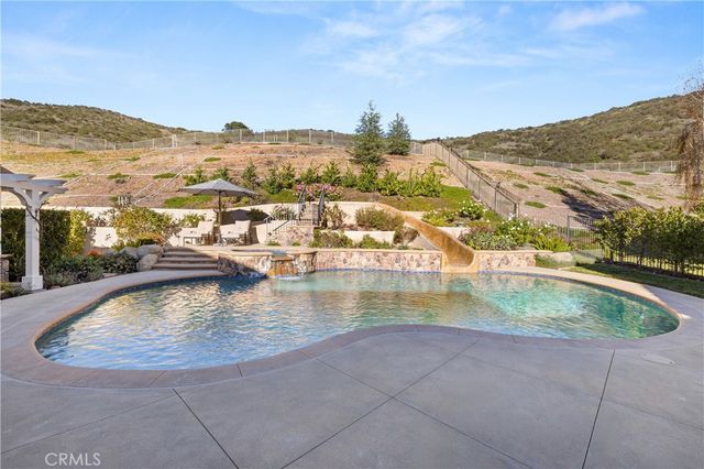 1005 Cheshire Hills Court, Westlake Village, CA 91361