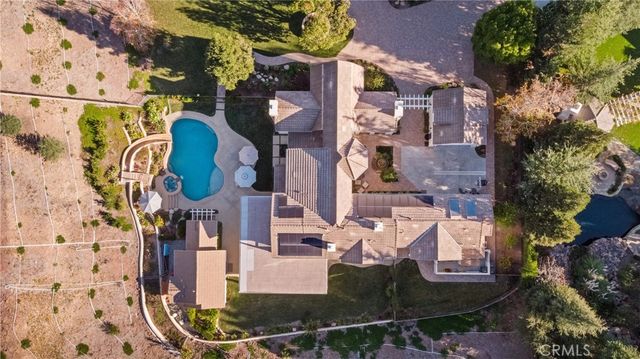 1005 Cheshire Hills Court, Westlake Village, CA 91361