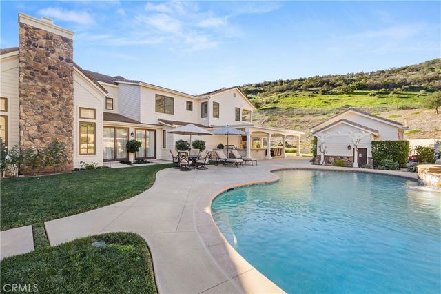 1005 Cheshire Hills Court, Westlake Village, CA 91361