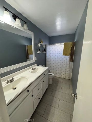 16366 Live Oak, Hesperia, CA 92345