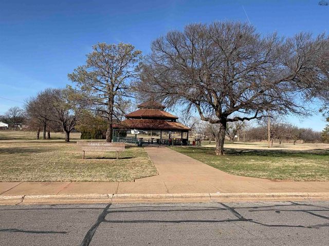 2219 LUCAS AVENUE, Wichita Falls, TX 76301