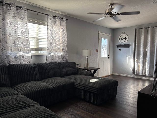 2219 LUCAS AVENUE, Wichita Falls, TX 76301