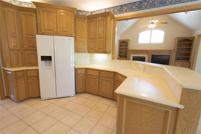2555 Cross Cut Lane, Choctaw, OK 73020