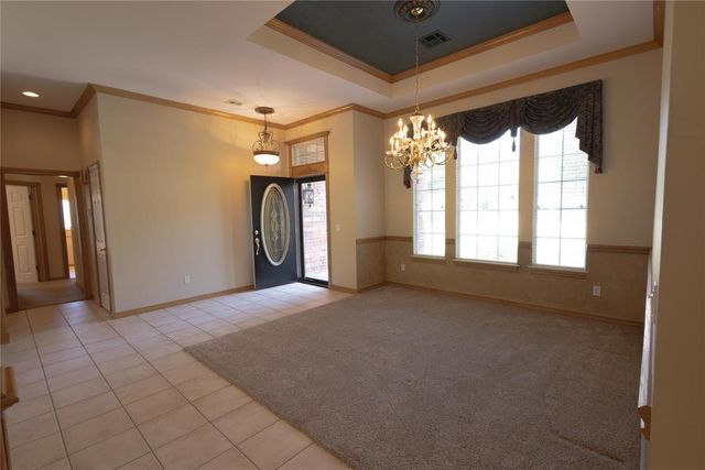 2555 Cross Cut Lane, Choctaw, OK 73020