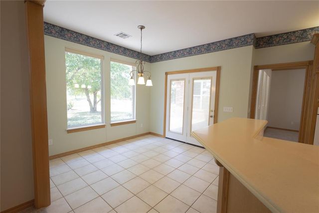 2555 Cross Cut Lane, Choctaw, OK 73020