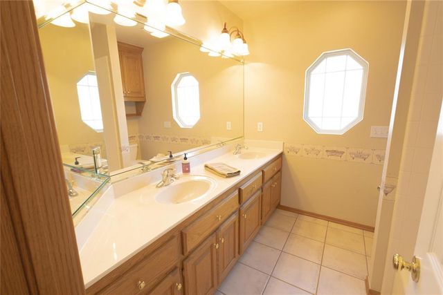 2555 Cross Cut Lane, Choctaw, OK 73020