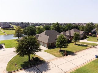 2555 Cross Cut Lane, Choctaw, OK 73020
