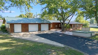 25440 S 605 Lane, Grove, OK 74344