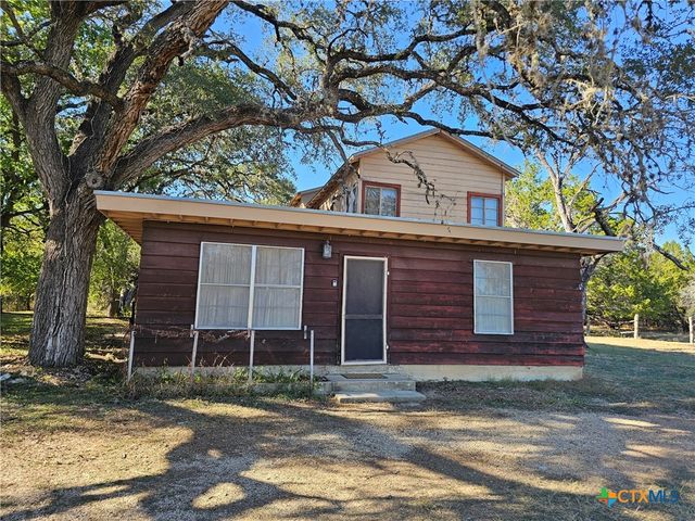 110 Maricopa Drive, Canyon Lake, TX 78133