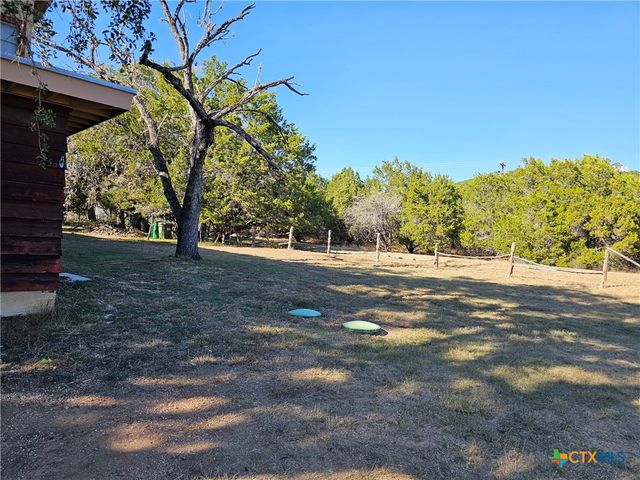 110 Maricopa Drive, Canyon Lake, TX 78133