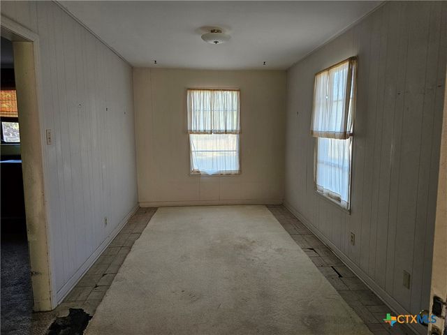 110 Maricopa Drive, Canyon Lake, TX 78133