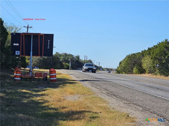 110 Maricopa Drive, Canyon Lake, TX 78133