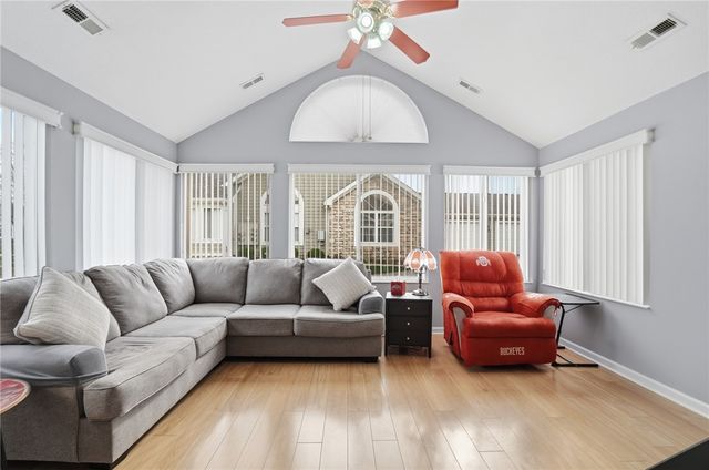 4662 Cobblestone Drive, Tipp City, OH 45371