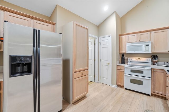 4662 Cobblestone Drive, Tipp City, OH 45371