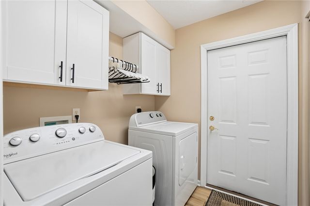 4662 Cobblestone Drive, Tipp City, OH 45371