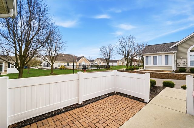 4662 Cobblestone Drive, Tipp City, OH 45371