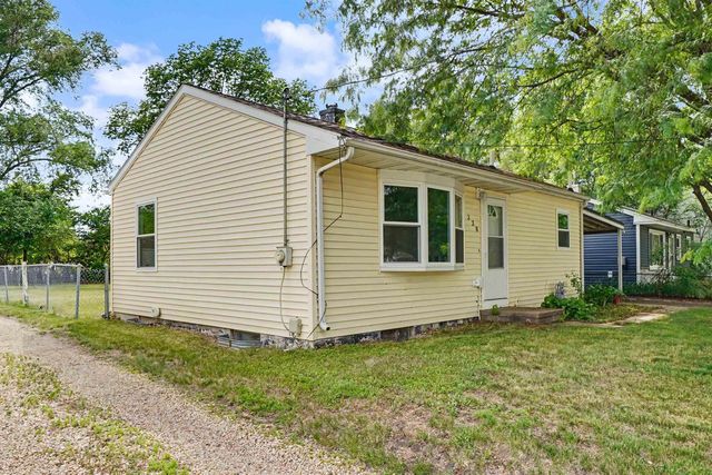 338 Norma Avenue, Evansdale, IA 50707