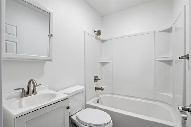 338 Norma Avenue, Evansdale, IA 50707
