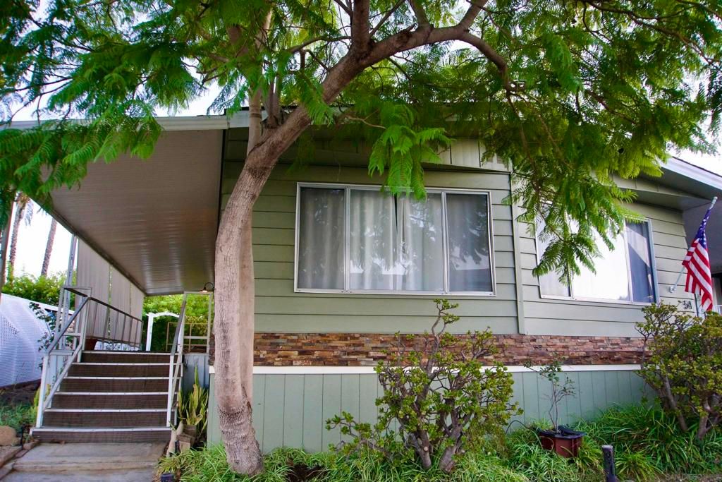 2400 W Valley Pkwy 54, Escondido, CA 92029 — exterior