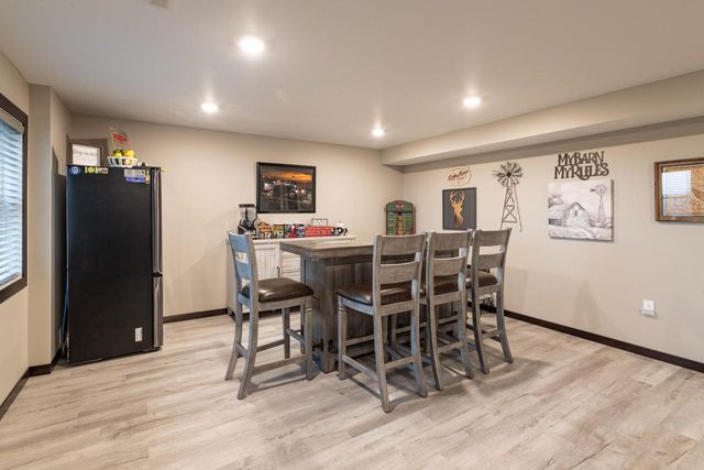 N6817 Sand Prairie COURT, Holmen, WI 54636