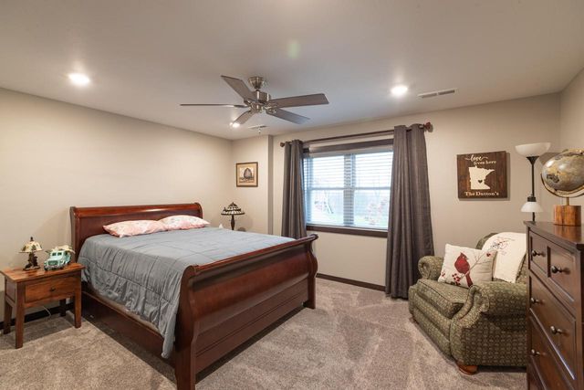 N6817 Sand Prairie COURT, Holmen, WI 54636