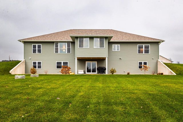 N6817 Sand Prairie COURT, Holmen, WI 54636