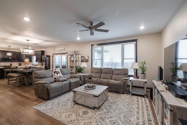 N6817 Sand Prairie COURT, Holmen, WI 54636