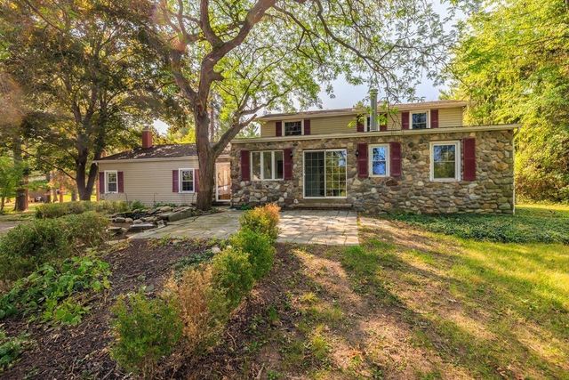 1616 Lake Road, Webster, NY 14580