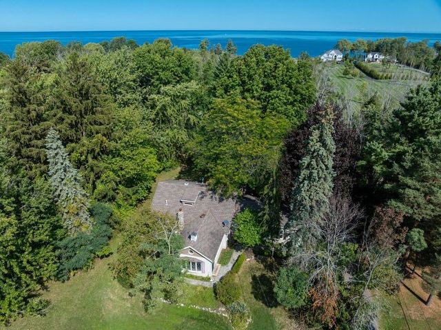 1616 Lake Road, Webster, NY 14580