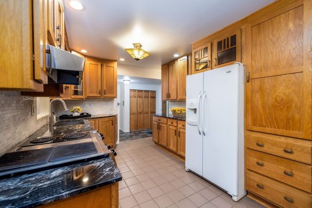 1616 Lake Road, Webster, NY 14580