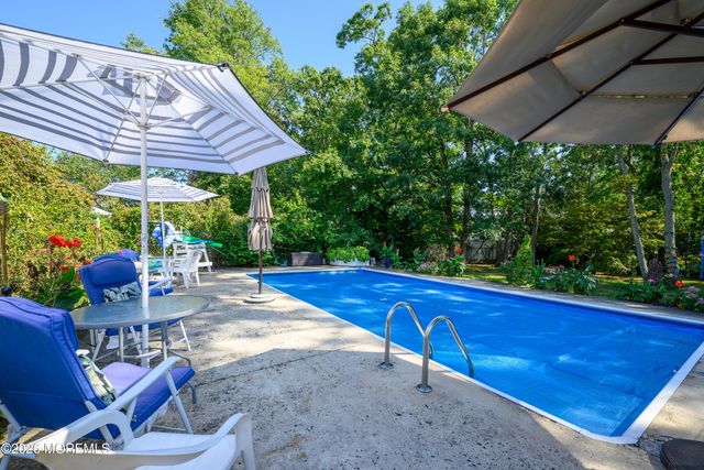 30 Lockwood Avenue, Howell, NJ 07731
