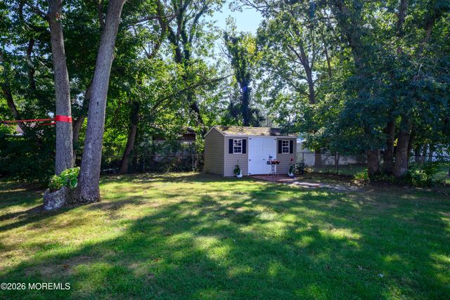 30 Lockwood Avenue, Howell, NJ 07731