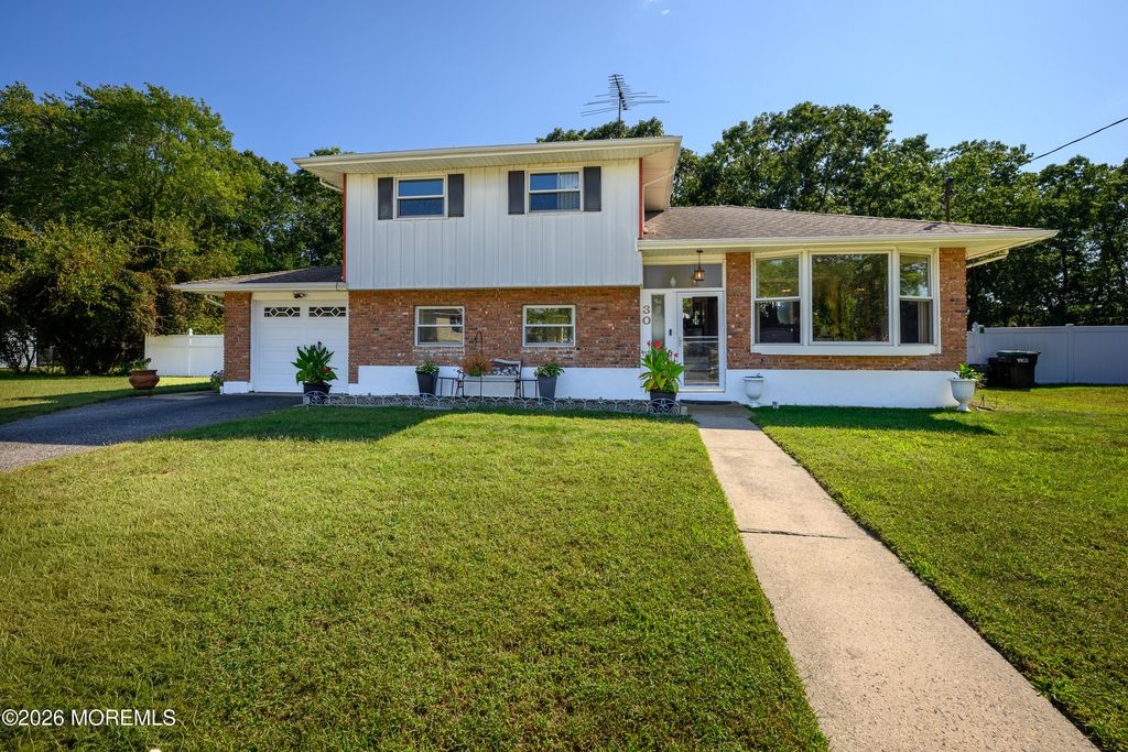 30 Lockwood Avenue, Howell, NJ 07731