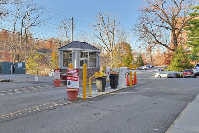 611 Palmer Road 5X, Yonkers, NY 10701