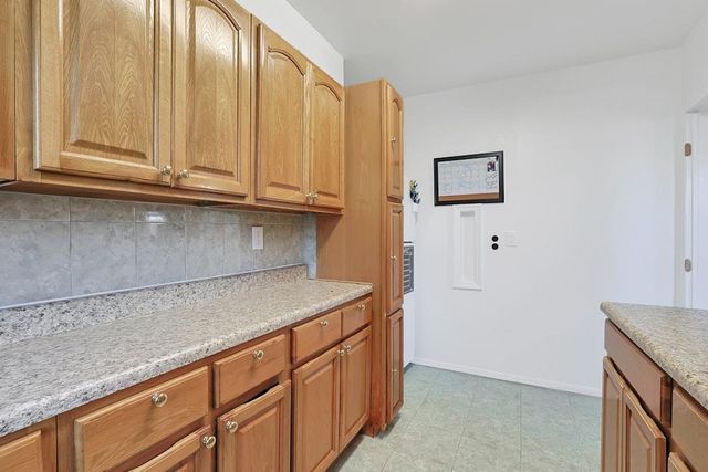 611 Palmer Road 5X, Yonkers, NY 10701
