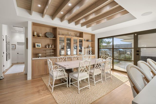 6201 Locke Lane, Houston, TX 77057