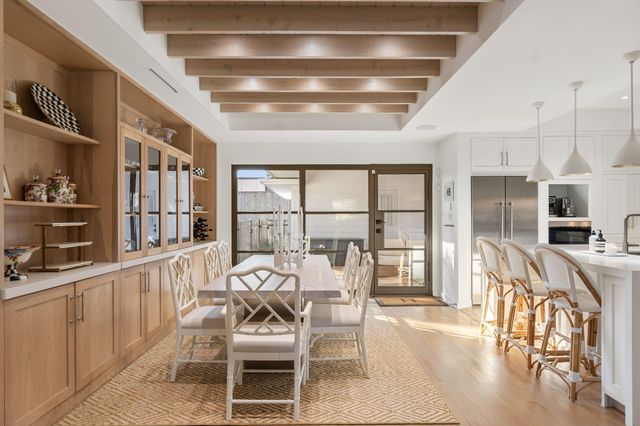 6201 Locke Lane, Houston, TX 77057