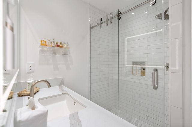 6201 Locke Lane, Houston, TX 77057