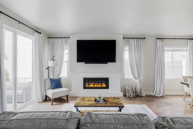 8110 Sterling Ranch Avenue, Littleton, CO 80125